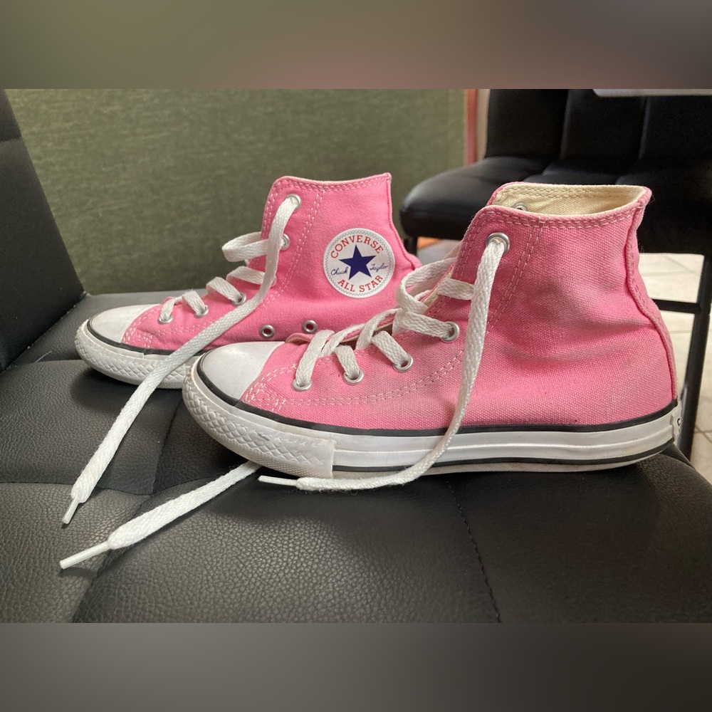 Converse High Tops in EUC, Sz Youth 1